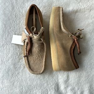 CLARKS | Wallabee sandstone combo | size: m9.5 | new in box